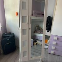 Specchiera girevole con piedistallo