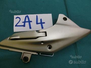 Supporto pedana passeggero sinistra honda silver w