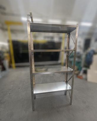 Scaffale  su miisura in Acciao Inox