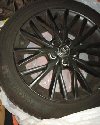 Gomme invernali Blue Earth 225/50R18