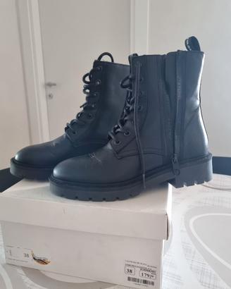 scarpe anfibi Calvin Klein