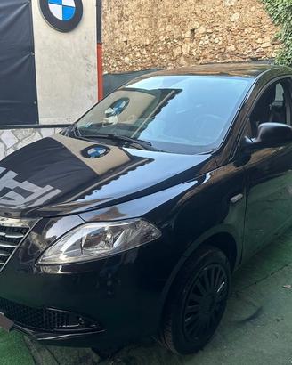 Lancia Ypsilon 1.2 69 Cv GPL / RATE / FINANZIAMENT
