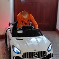 Mercedes a barterie