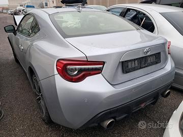 Toyota Gt-86 anno 2017 ricambi usati