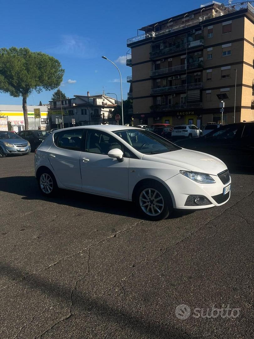 Seat Ibiza 2013 photo 2