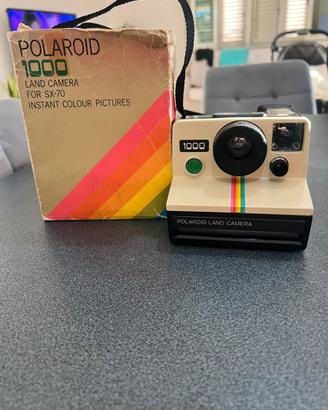 Polaroid 1000 Land Camera Vintage - SX-70