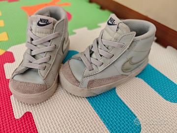 Scarpe basket Nike 22