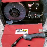 saldatrice a filo portatile  210 dual sinergic inv