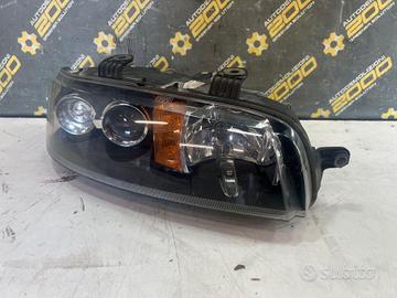 FARO ANTERIORE DESTRO FIAT Punto Berlina 5P 2Â° Se