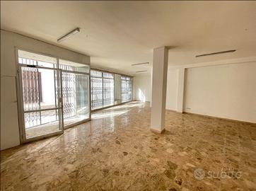 Locale commerciale 107 mq