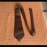 Cravatta vintage anni 70 a righe marrone