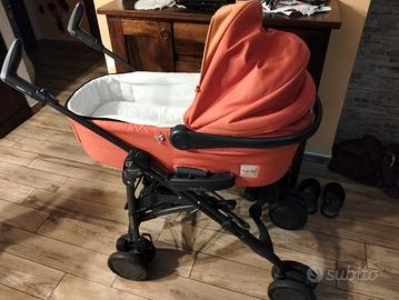 carrozzina più ovetto