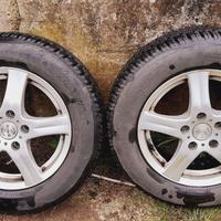 Pneumatici invernali Dunlop WR2 195/65 R15 +cerchi