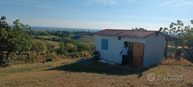 Terreno con rustico