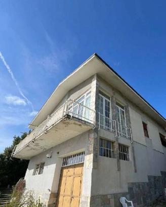 Immobile in asta di 171 m² con box auto a Treville