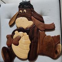 immagine asinello di Winnie de Pooh in legno 