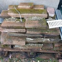 bancale di cordoli usati