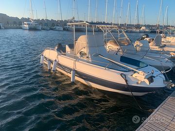 Barca a motore Aphrodite 650