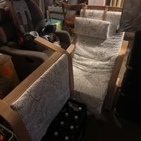 Poang ikea con poggiapiedi