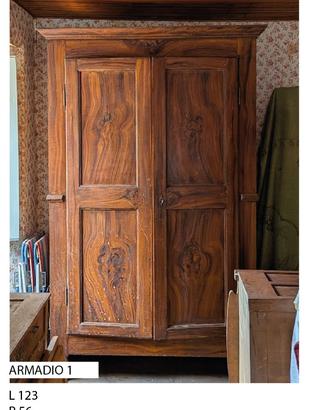 Armadio a due ante in legno tardo '800