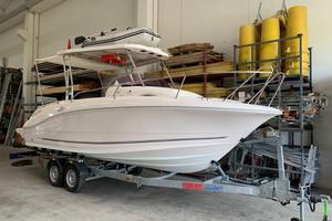 Barca walkaround 7 metri