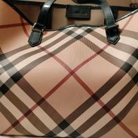 borsa Burberry modello carter tote 