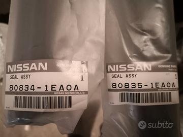 GUARNIZIONI PORTA ANTERIORE INTERNA NISSAN 350-Z