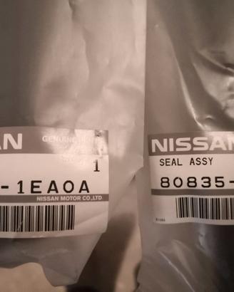 GUARNIZIONI PORTA ANTERIORE INTERNA NISSAN 350-Z