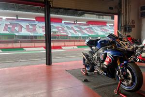 Yamaha R1 2018 pronto pista