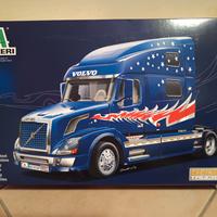 Volvo VN 780 italeri 