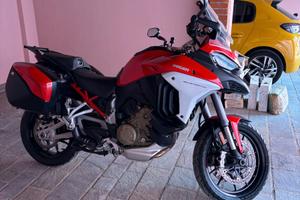 DUCATI MULTISTRADA V4S TRAVEL & RADAR DEL 2022