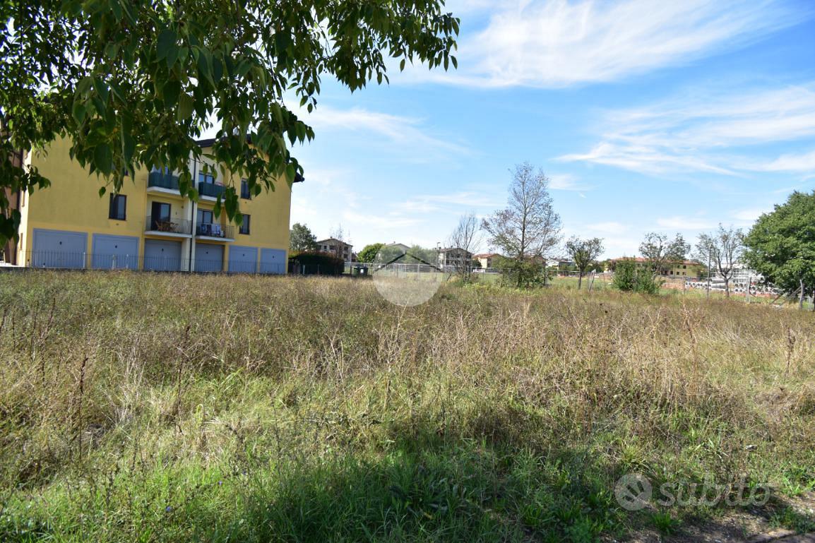 TER. RESIDENZIALE A FIDENZA - Vista 3