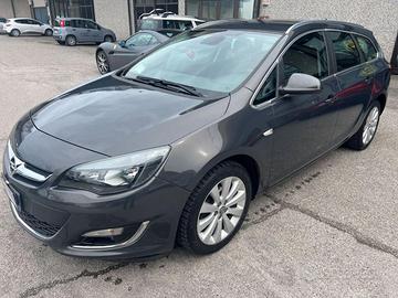 OPEL Astra 1.4 Turbo 140CV Sports Tourer GPL Tec