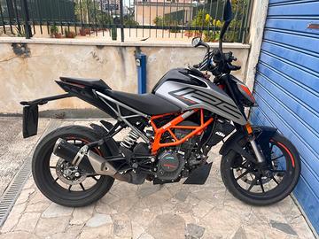 KTM Duke 125 2022