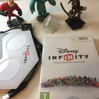 Nintendo Wii Infinity: Gioco + base + figure