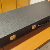 CUSTODIA VINTAGE PER CHITARRA + GIGBAG FENDER