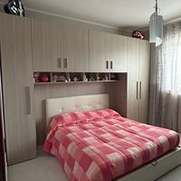 Cameretta a ponte con letto matrim contenitore