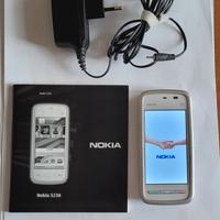 Nokia  Navi 5230  perfettamente funzionante 