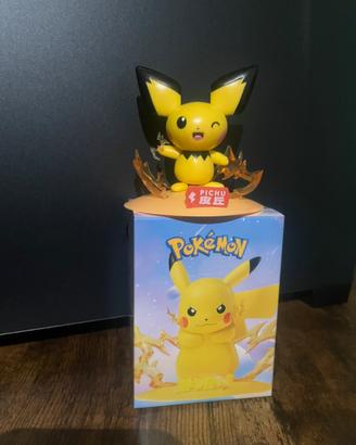 Pokémon Figure Pichu con Base Diorama