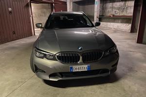 BMW Serie 3 Touring  xdrive Anno 2022