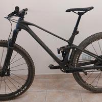 mondraker f podium carbon  se M specialized santa 