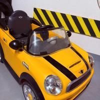 Macchina elettrica per bambini 