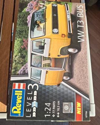 Modellino Volswaghen T3 bus ROSWELL