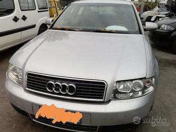 Audi A4 1.9 TDI Anno 2004 Per Ricambi