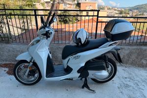 Honda sh 300