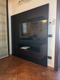 Mobile a parete con mensola  porta tv