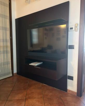 Mobile a parete con mensola  porta tv