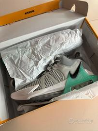 Nike Scarpe da basket lebron 7 nuove 43 nba