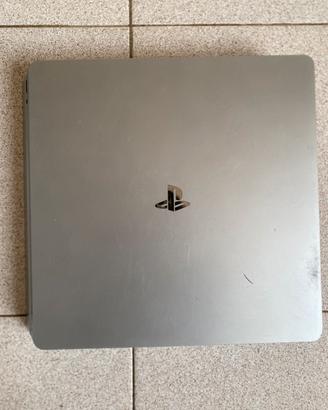 Playstation 4 slim silver