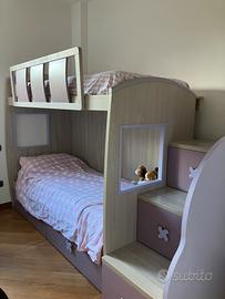 Letto a castello per bambini con cassettoni